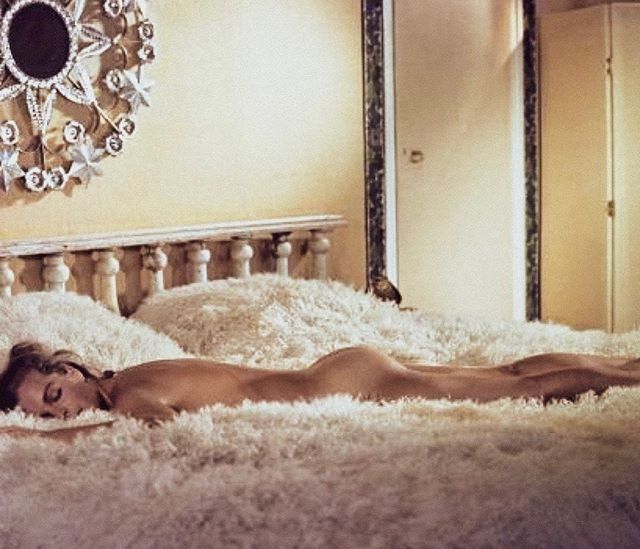 Wake up, sweetie. It&rsquo;s time to spill the tea at Kitty. 
Open at 6pm, happy hour until 8pm ✨